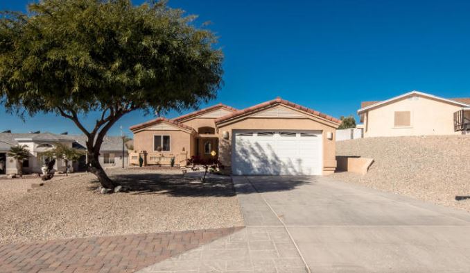 3259 Thunderbird Dr - Lake Havasu City, AZ