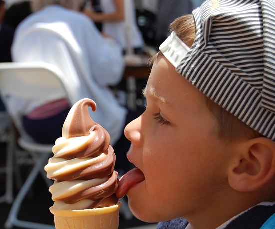 Beat the heat at the Elks Club's Lake Havasu Ice Cream Social 2019 on Aug 18th. They serve all-you-can-eat sundaes, banana splits & root beer floats for one low price. Proceeds benefit Arizona Elks Major Projects.