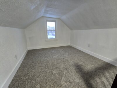 Reality Real Estate Professionals Monroe Mi Bonus Room 1