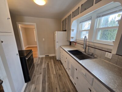 Reality Real Estate Professionals Monroe Mi Kitchen 3