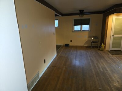 Reality Real Estate Professionals Monroe Mi Living Room 1