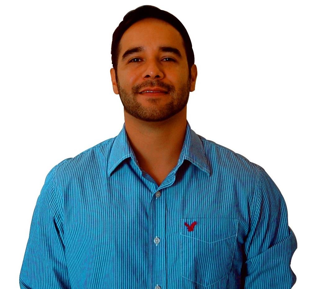 meet-our-agents-page-1-of-1-fabian-nieblas