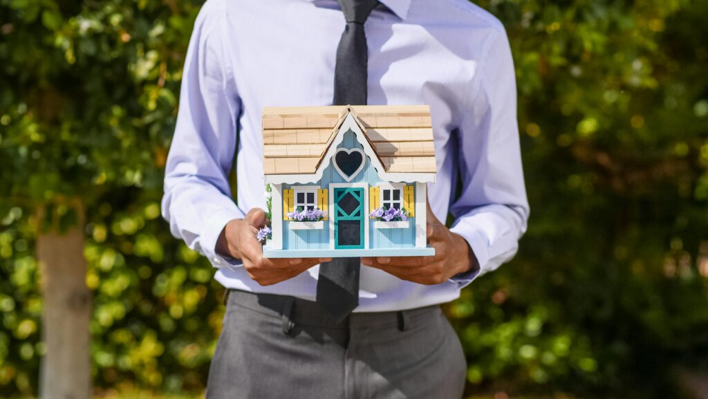 Patti Loveless Real Estate Agent List Your House For Sale