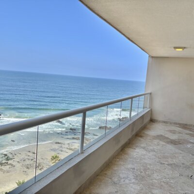 Baja Brokers Plaza Oceana Bcn Img 4863