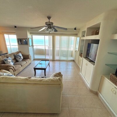 Baja Brokers Plaza Oceana Bcn Jenifer Mendoza Plaza Oceana Bcn Img 3912