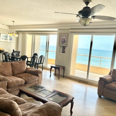 Baja Brokers Plaza Oceana Bcn Jenifer Mendoza Plaza Oceana Bcn Img 3969