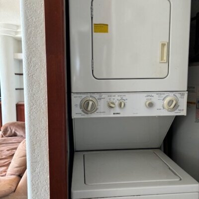 Baja Brokers Plaza Oceana Bcn Jenifer Mendoza Plaza Oceana Bcn Img 3994 Rotated